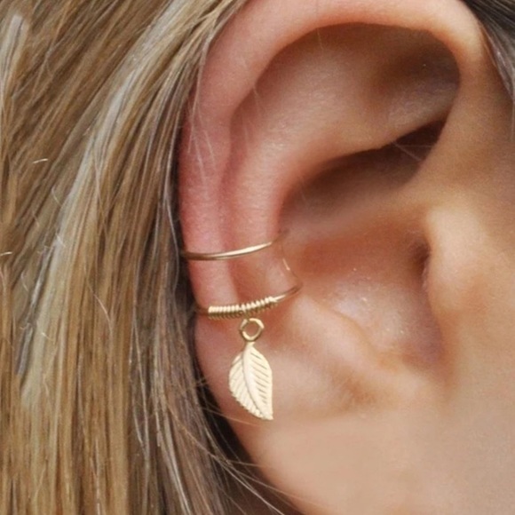 5 Piece Set of Ear Cuffs - Picture 5 of 5